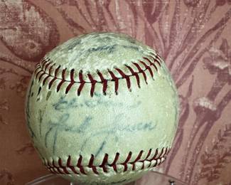 1950’s Yankees signed ball
