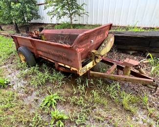 New Holland manure spreader trailer… I will definitely need a little bit of work for a while only asking $1200 and taking bids!