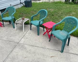 Outdoor Plastic Chairs