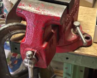 Craftsman Bench Vise