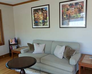 Great condition stuffed couch