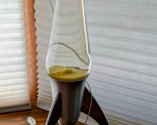 Atomic lamp