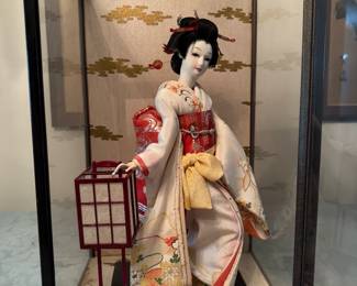 Vintage Japanese Geisha Doll in Glass Case
