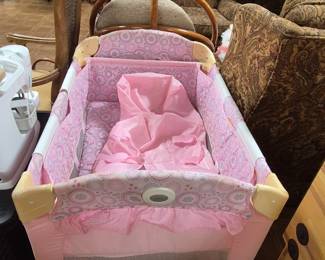 Graco Pack and Play, like new