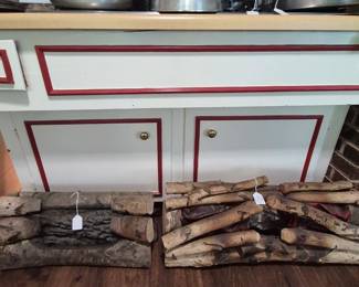 Illuminated fire logs