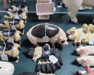 Mama Pigs