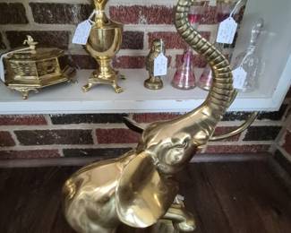 Brass Elephants doing tricks