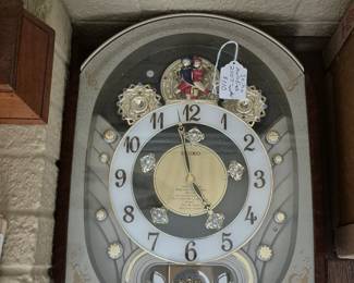 Seiko musical wall mounted clock