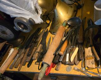 Vintage knifes, rolling pin, kitchen utensils 