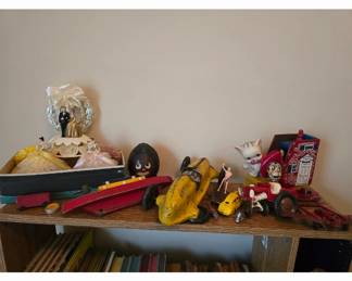 Vintage toys, vintage cake toppers