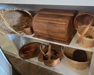Baskets- Bread Box