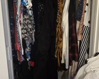 Ladies Clothes sizes from M - 2XX