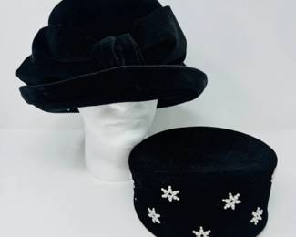 94 VelvetBowClocheMaeveCarrSnowflakeHat