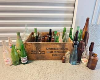 106 VintageSodaBeerBottleCollectionwHerculesCrate