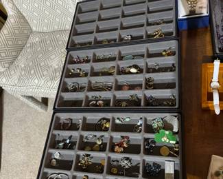 Beautiful vintage jewelry!