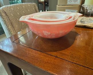 Vintage Pyrex Casserole Dishes: Pink Gooseberry and white Autumn Harvest patterns with lids. Never been in the dishwasher, so in excellent condition.            Please understand that we cannot provide pricing on items nor do we pre-sell.