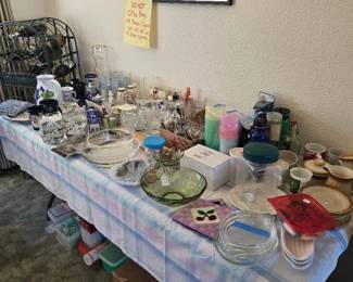 aa dinning table dishes