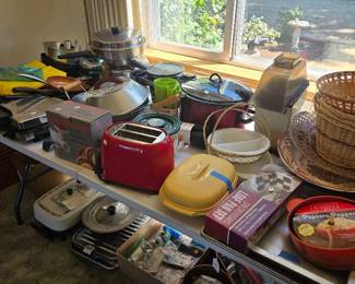 aa kitchen pot and pans