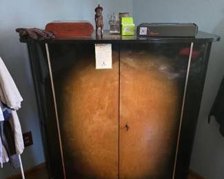 aa german chest
