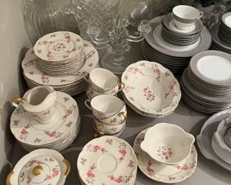 Set of Haviland china, “Delaware” pattern.