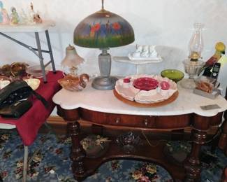 570. MARBLE TOP TABLE $195