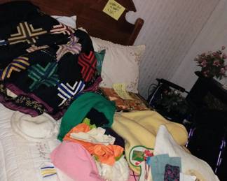 586. FULL SIZE BED $275
