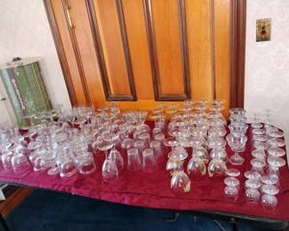 526, GLASS WARE $4  PER GLASS YOUR CHOICE