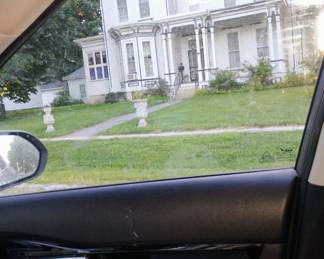 This is the house you will be coming to. All 3 floors are filled. The house is for sale by a realtor not by us