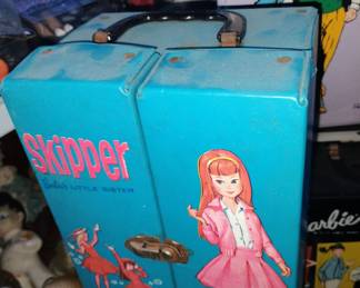 426. SKIPPER CASE $20