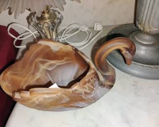547. SLAG GLASS SWAN $35