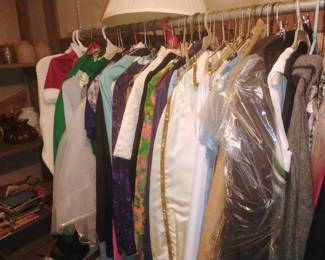409. VINTAGE CLOTHES