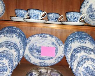 557. SET OF CHINA $ 120.