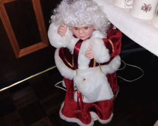 479.MRS SANTA $35