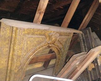 418. LARGE FIREPLACE MANTEL