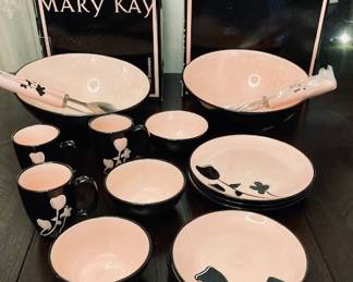 Rare Pink And Black Mary Kay Set in Box.