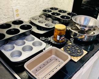 Selected Bakeware/Cookware.