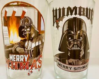 Star Wars /Darth Vader Christmas Holiday 2-Piece Pub Glasses.