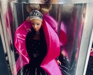 Happy Holidays Special Edition Barbie