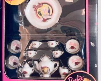 1995 Barbie Solo in the Spotlight Miniature Nostalgic China Tea Set