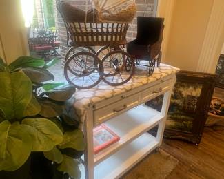 Changing or ironing table