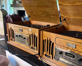Spirit of St Louis record players -