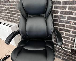 rolling office chair