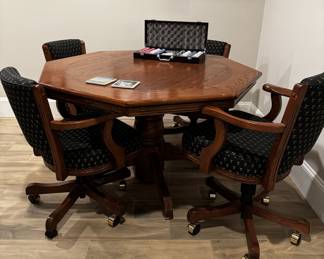 Poker/game table and chairs
