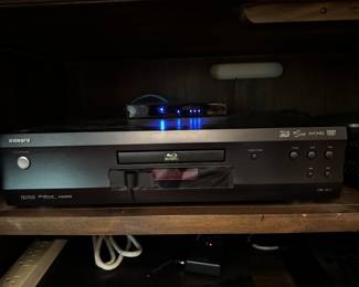 Integra DBS Blue Ray Disc Player