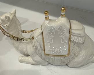 Lenox camel