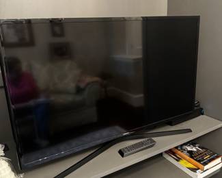 40" Samsung TV