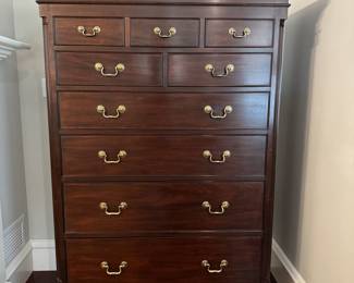 Henkle Harris 9-drawer chest of drwers