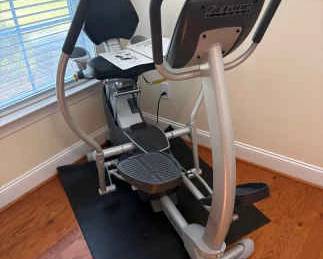 Octane Fitness Xride Recumbent Elliptical 
