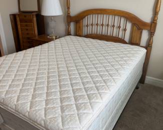 Queen size bed
