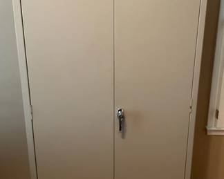 2 Door Metal Storage Cabnet